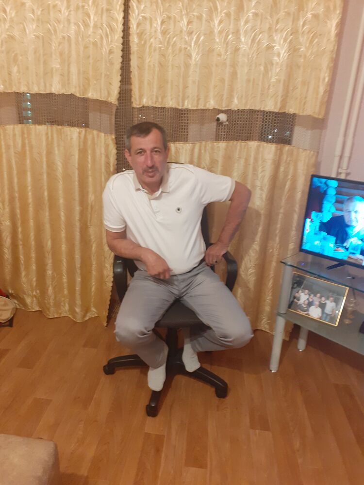  28955864  Ahmed, 51 ,    