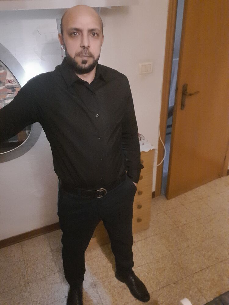  Novi Pazar,   Ivan, 39 ,   ,   , 