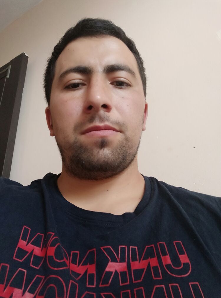  ,   Valeh, 33 ,   ,   