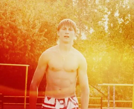  27195934  Nikita, 30 ,    