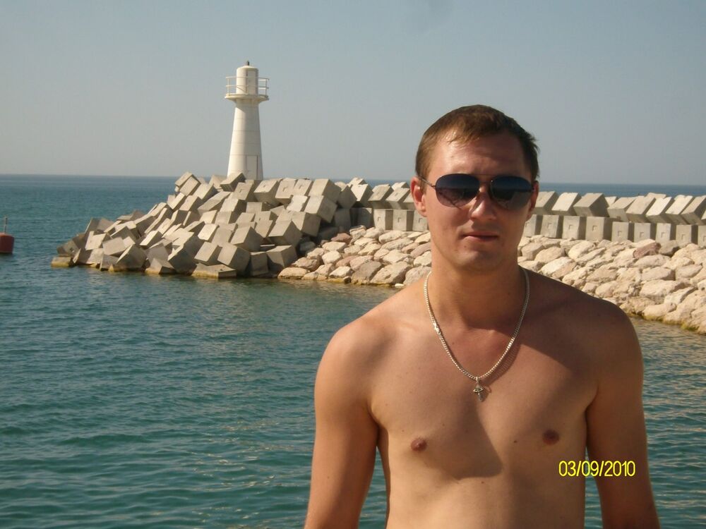  ,   Vitas, 39 ,   
