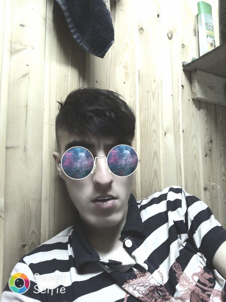  18299644  , 28 ,    