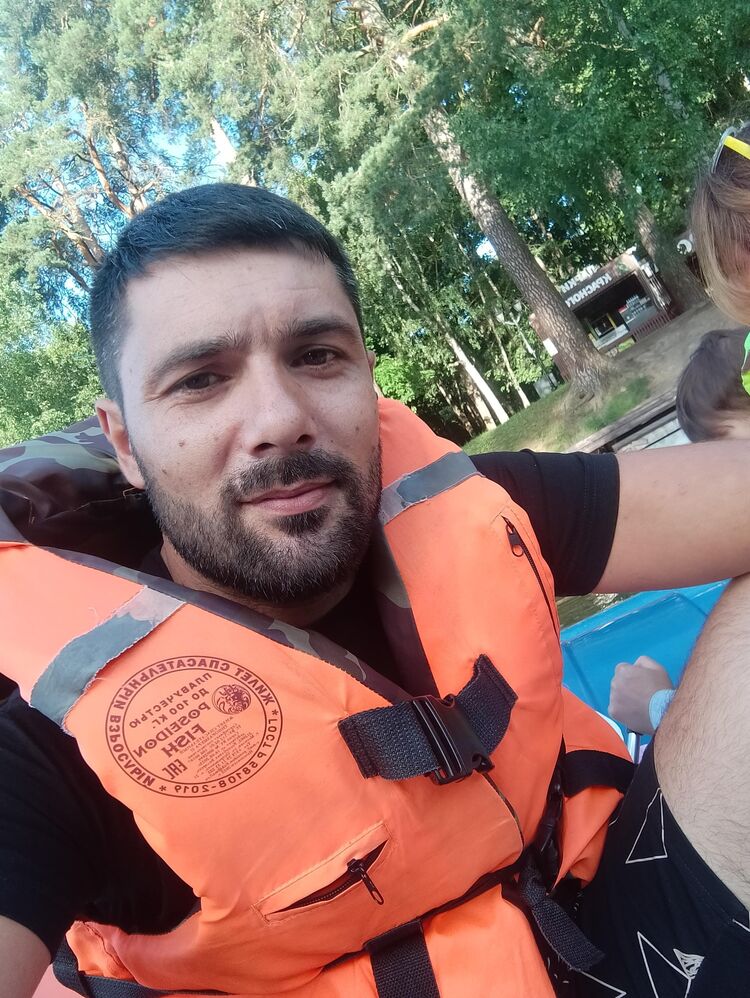  ,   ARTUR, 34 ,  