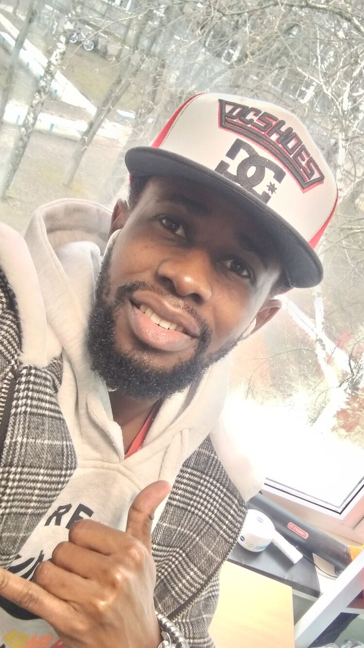  Cotonou,   Cyril, 26 ,   ,   