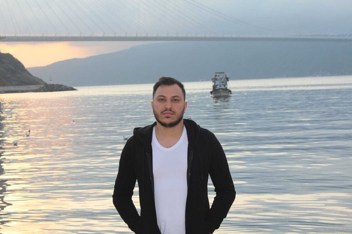  53267734  Gokhan, 31 ,    