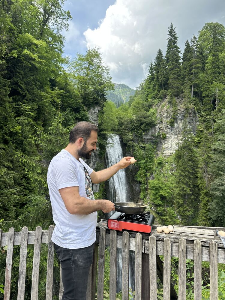  Artvin,   Cemil, 37 ,   ,   