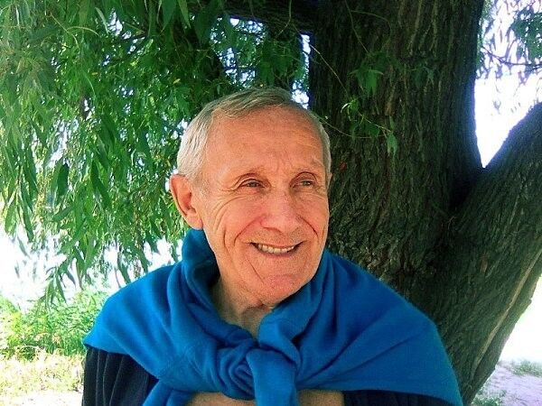  19339894  Viktor, 76 ,    