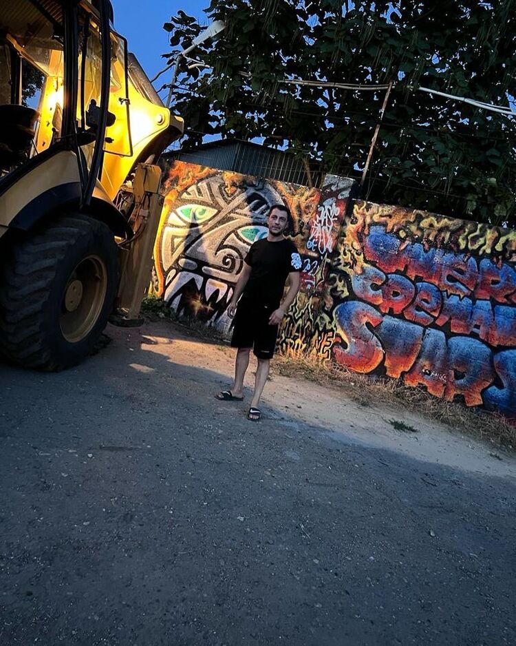  41749924  , 31 ,    --