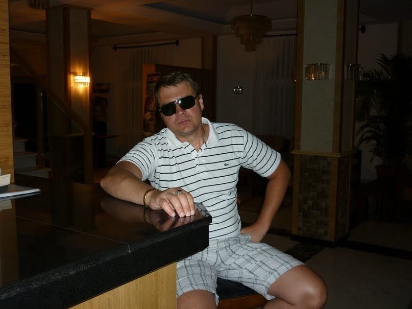  46683104  Vyacheslav, 53 ,    