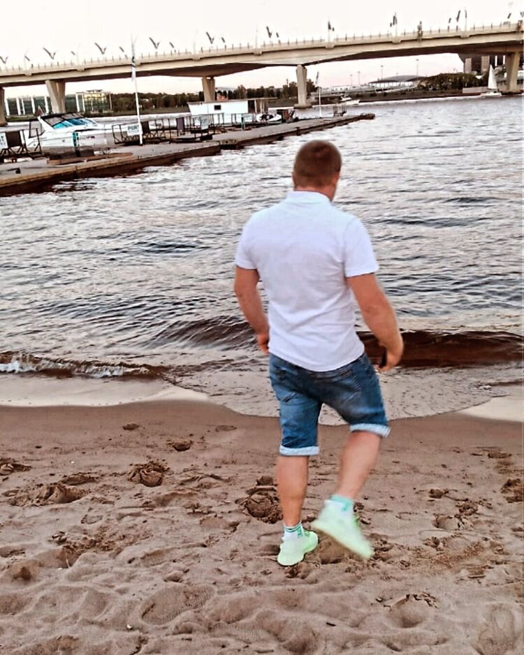  44665034  , 31 ,    -