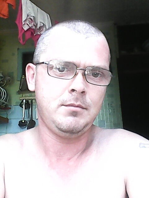  ,   Forder, 45 ,  