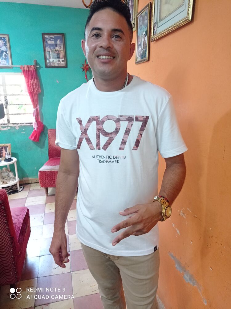  ,   Yoan, 36 ,   ,   