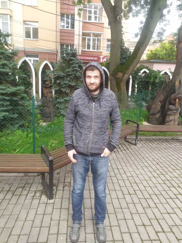  24850294  , 45 ,    