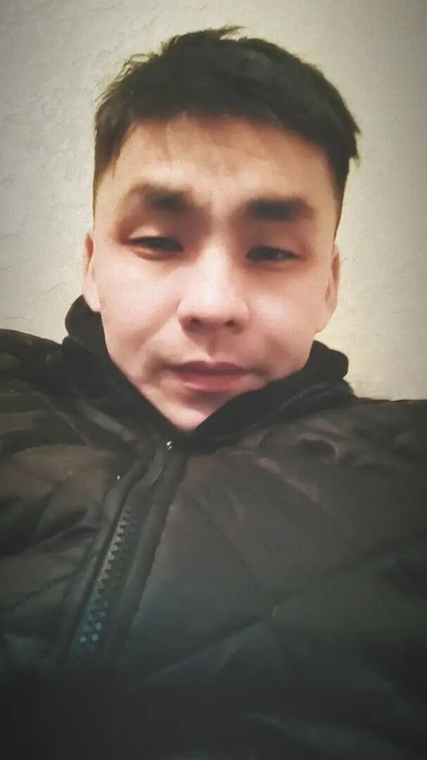  46747474  Aybek, 27 ,    