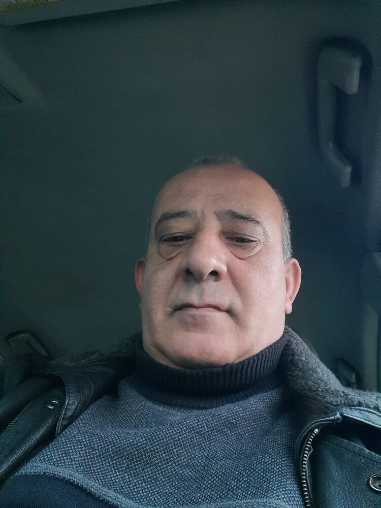  42513284  David, 55 ,    