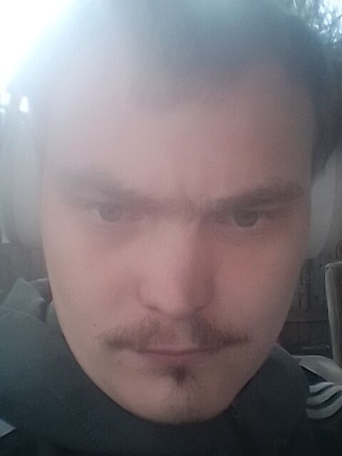  44278474  Dmitryi, 23 ,    