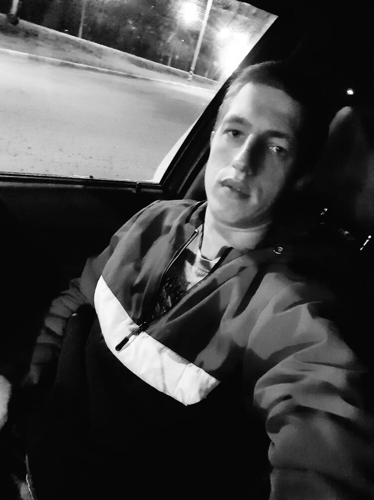  ,   Pavel, 27 ,     , c , 