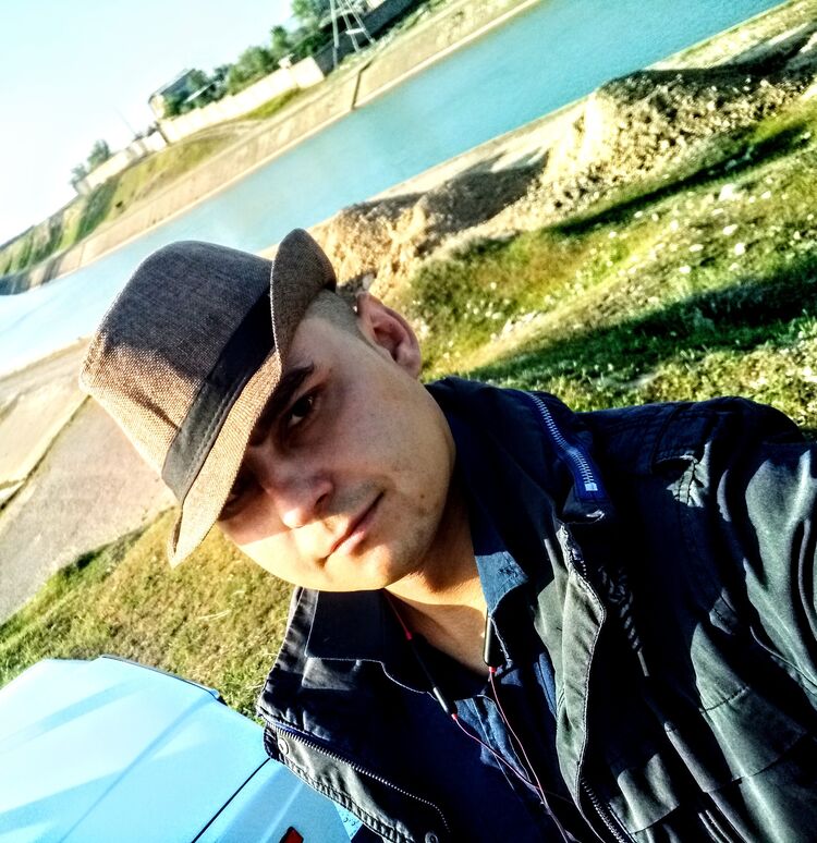  50673974  , 31 ,    