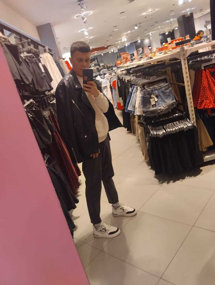  ,   , 28 ,   ,   