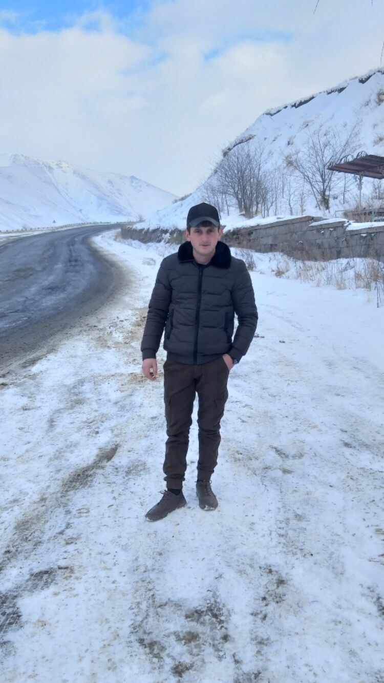  ,   Ishxan, 27 ,   ,   