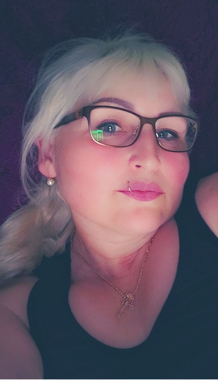 ���������� Sulejowek, ���� ������� Olena, 44 ����, ������������ ��� ����� � ���������, c�������� ���������