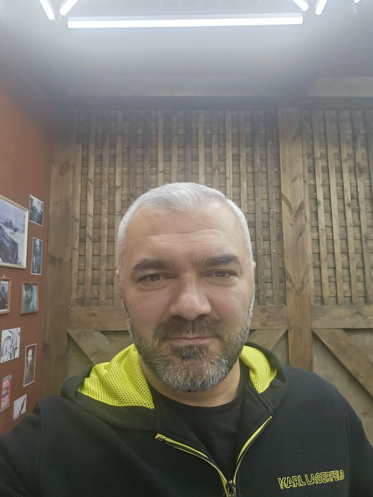  40098904  , 39 ,    