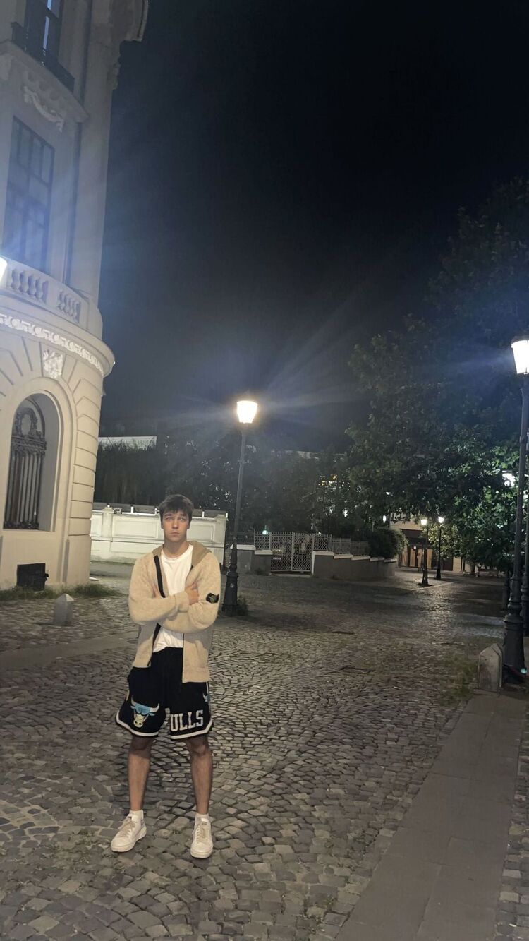  ,   , 20 ,   ,   