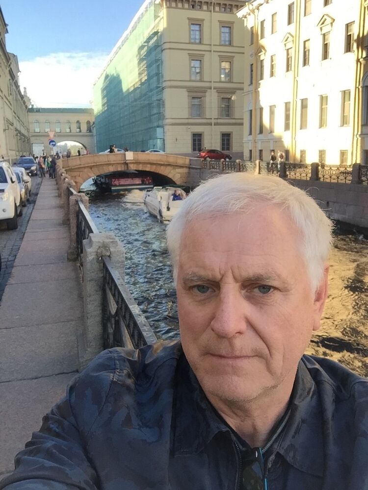  8324804  , 61 ,    -