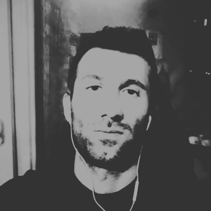  18960264  Zura, 39 ,    