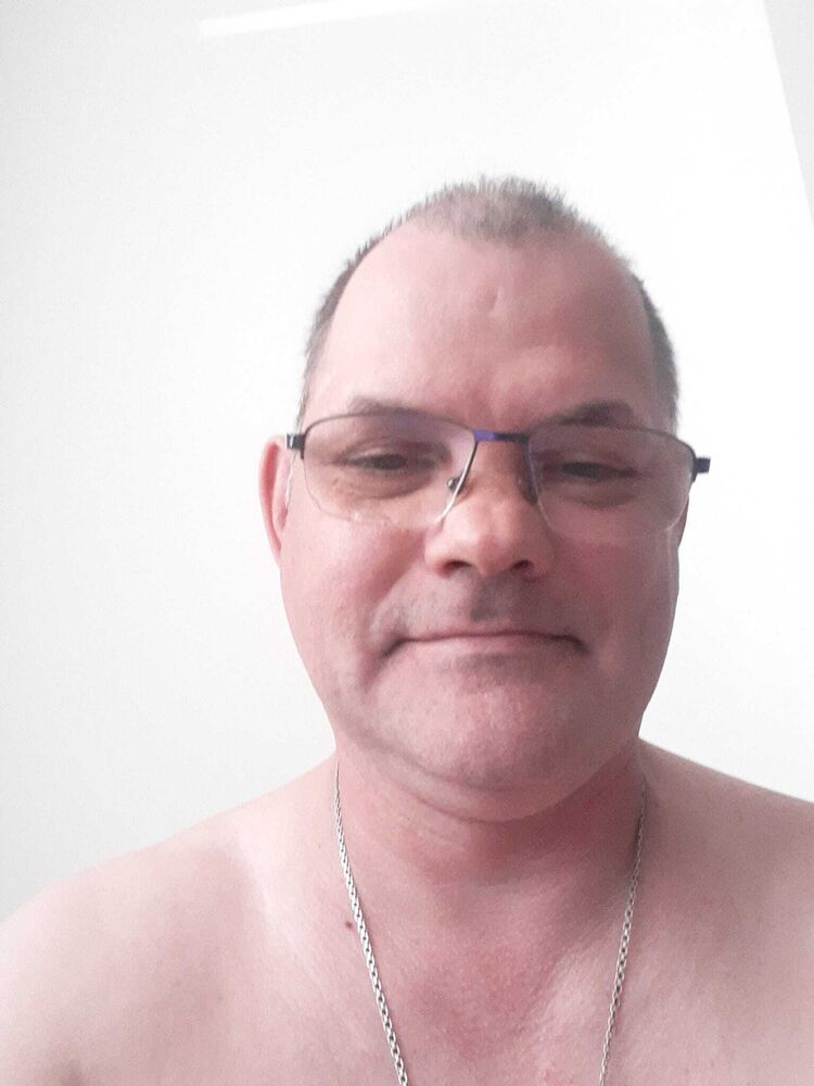  40222934  Sergejs, 49 ,    