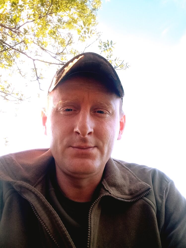  51514084  Alexander, 32 ,    