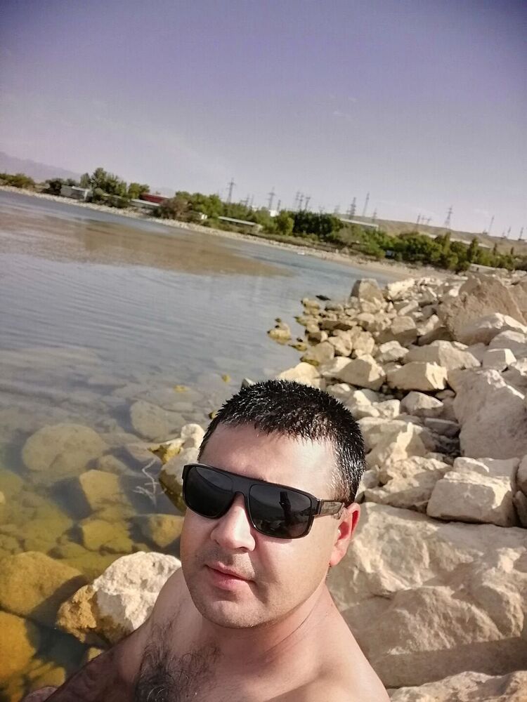  32936214  , 42 ,    