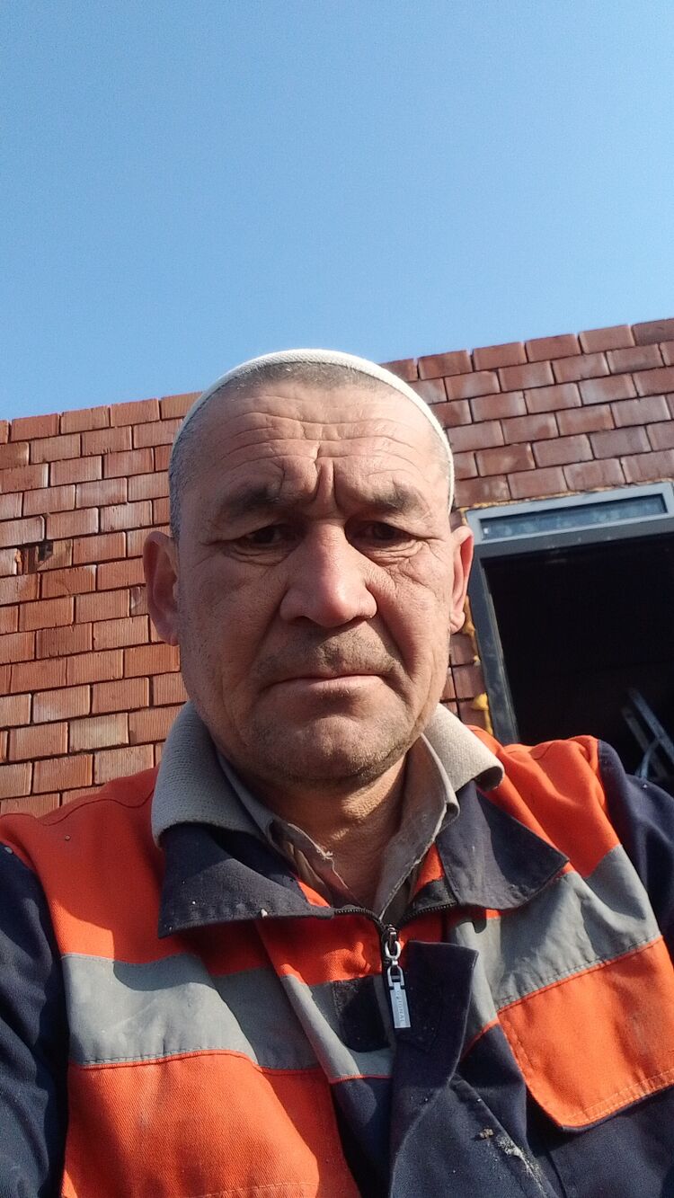  33878344  Poziljon, 49 ,    