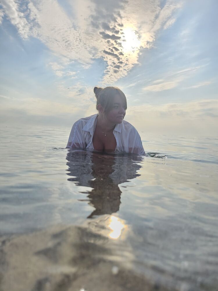  54644794  Olga, 39 ,    