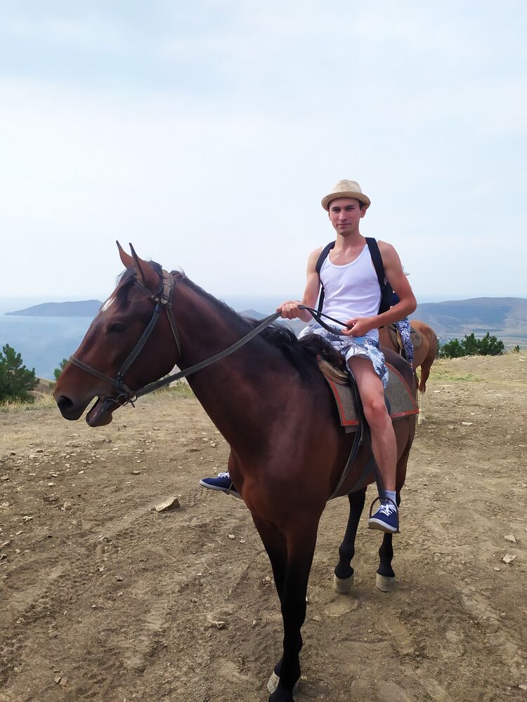  35616734  Mikhail, 29 ,    -