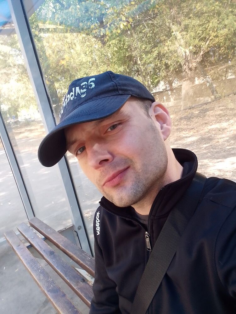  46845504  , 35 ,    