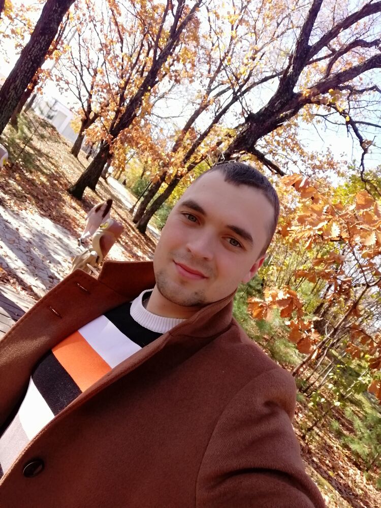  33217854  Igor, 30 ,    