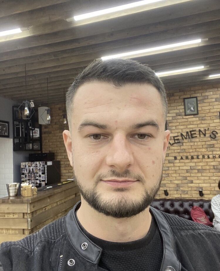  25544264  Myroslav, 36 ,    Praha