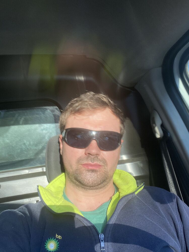  Queluz de Baixo,   Dmytro, 33 ,   ,   