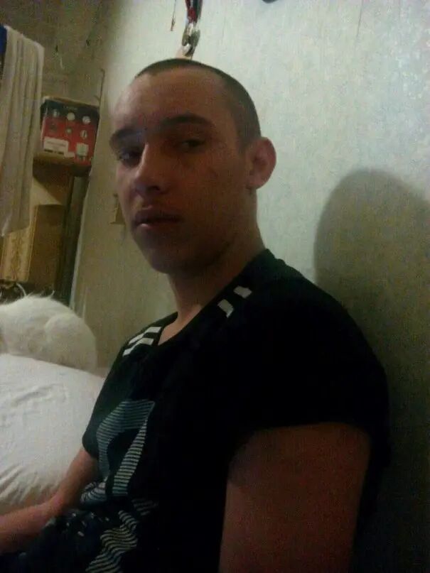  48688724  Mihail, 30 ,    