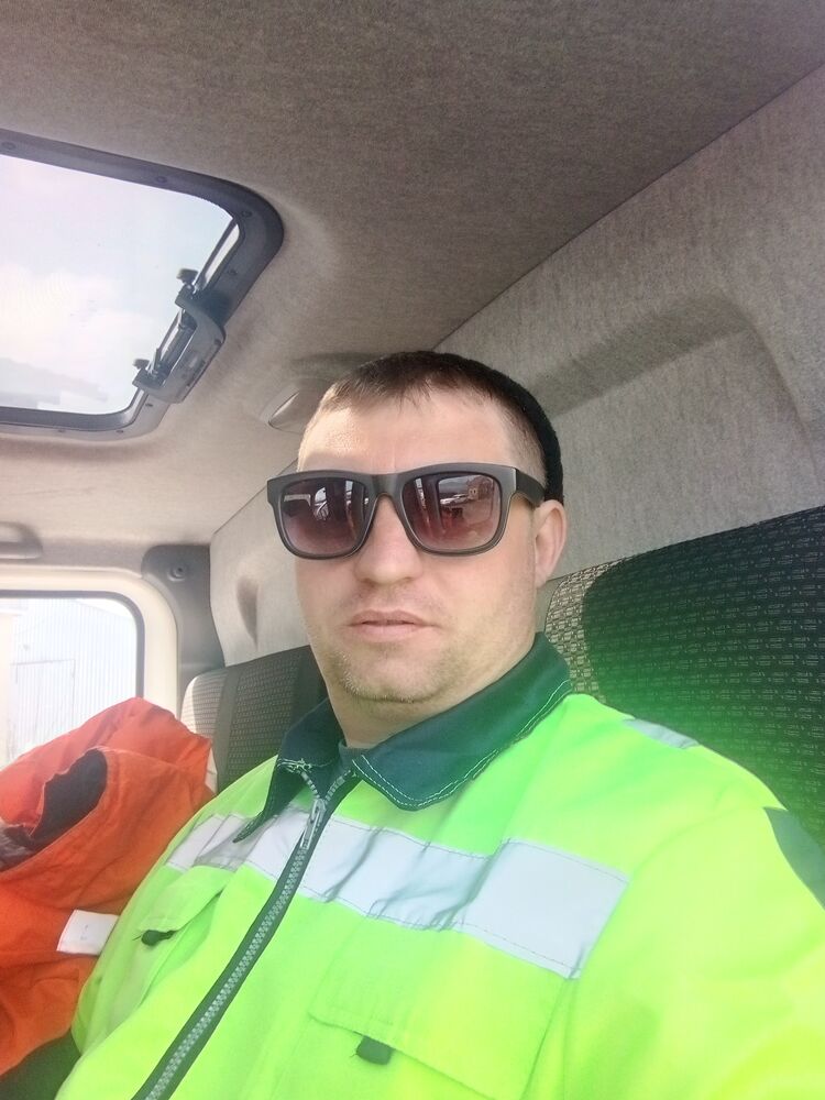  33587944  , 38 ,    