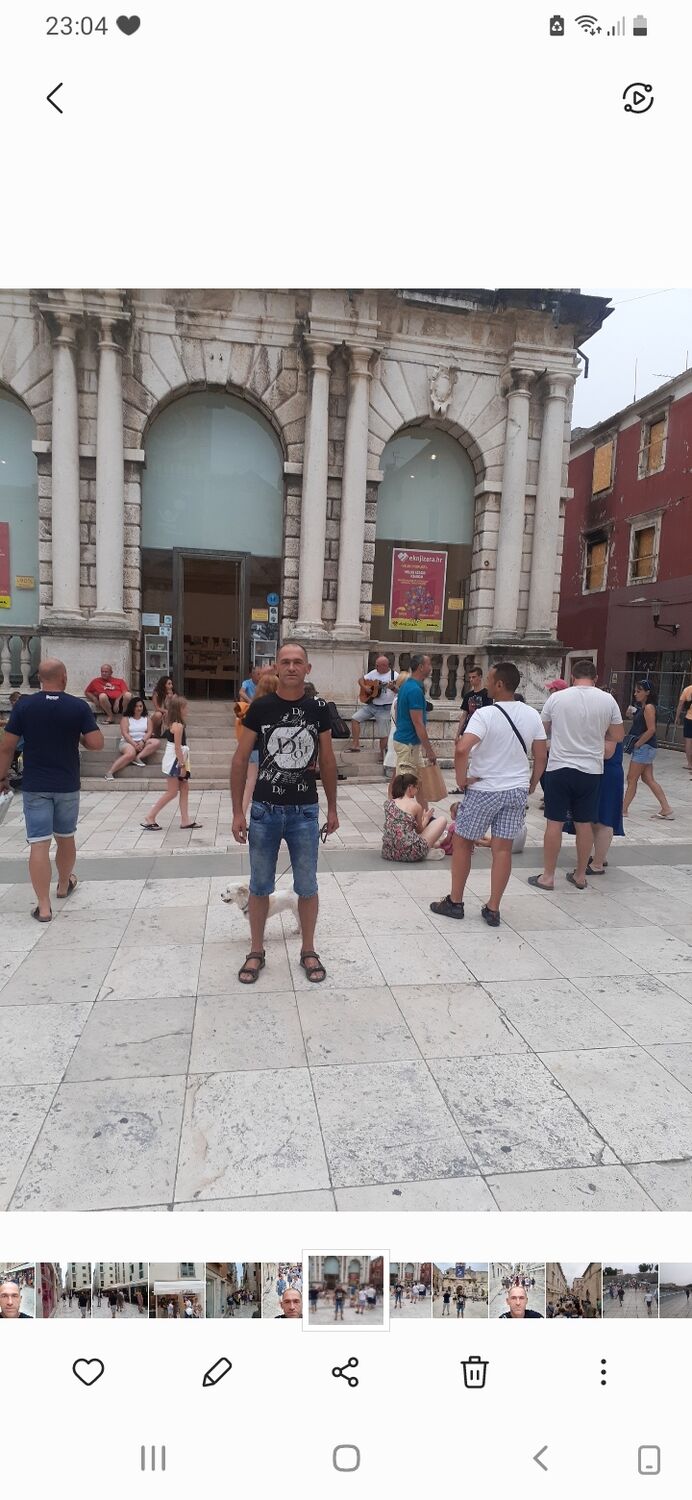  43598744  Nikola, 47 ,    Podgorica