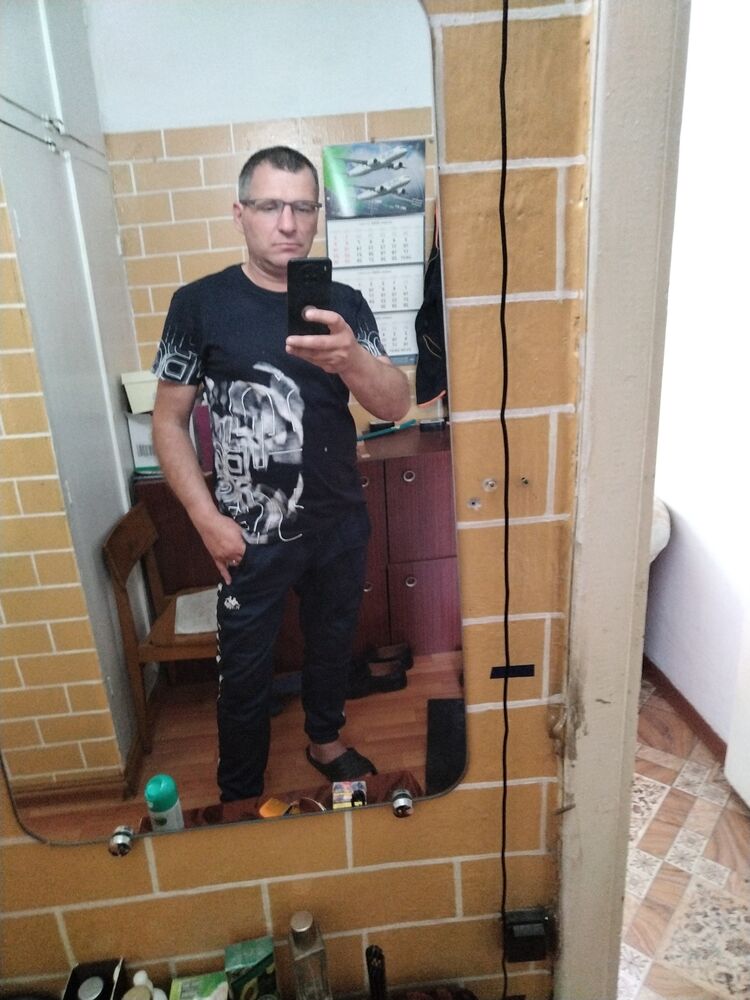  42832924  , 47 ,    
