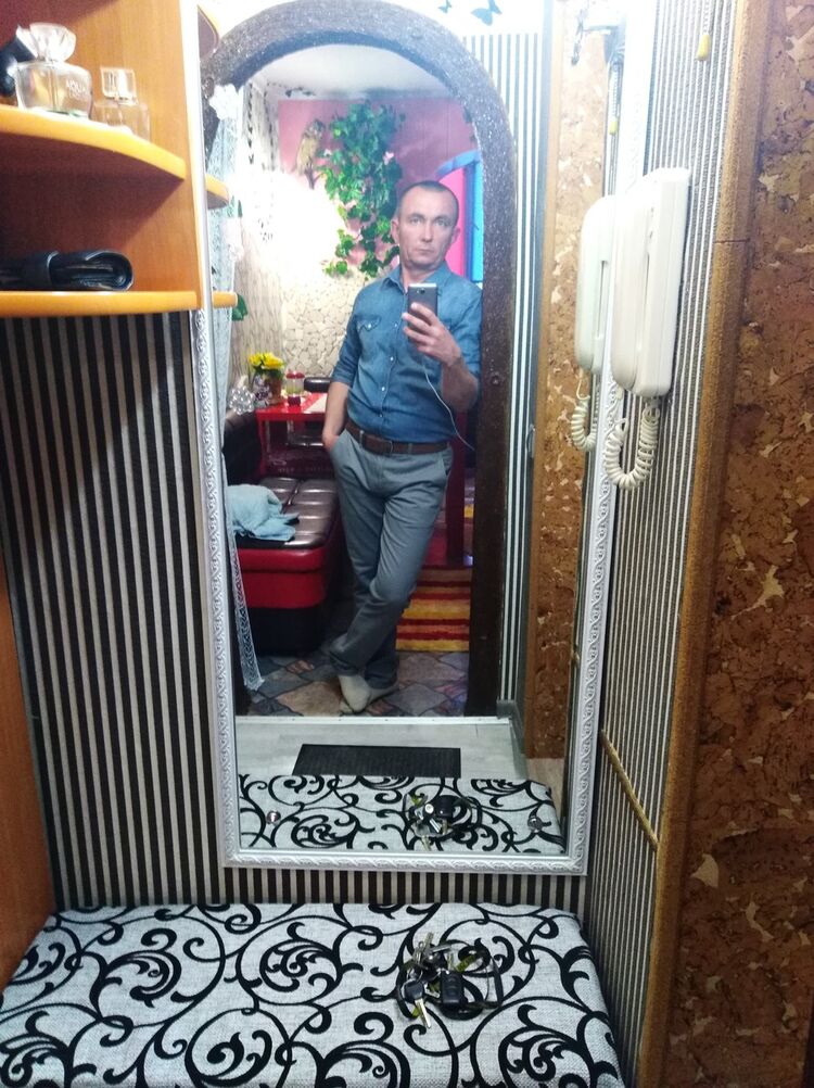  15818584  , 42 ,    