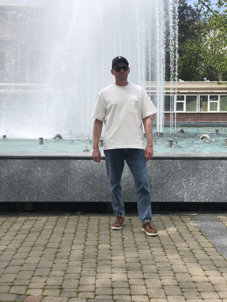  53700134  , 40 ,    --