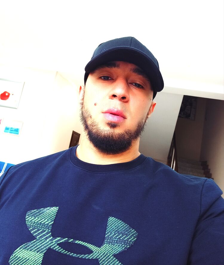  ,   Manchino, 31 ,   ,   