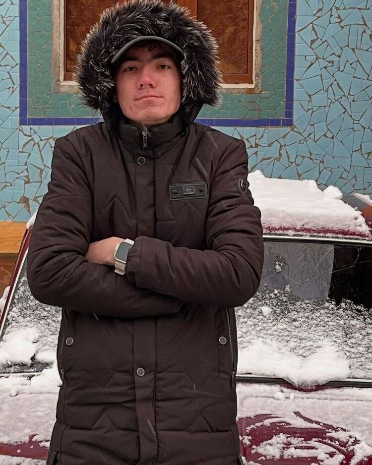  53969914  Ravshan, 19 ,    