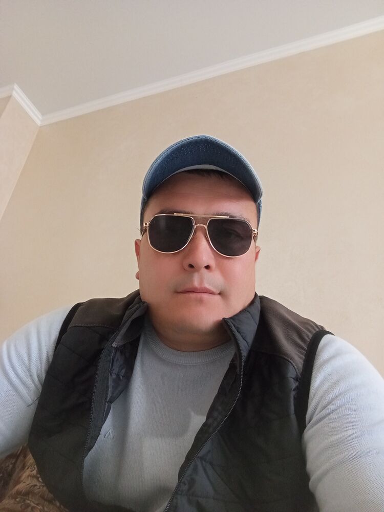  46223134  Furkat, 35 ,    