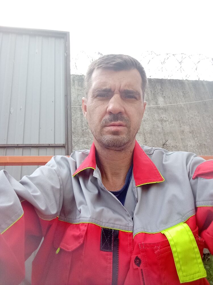  28887044  , 46 ,    