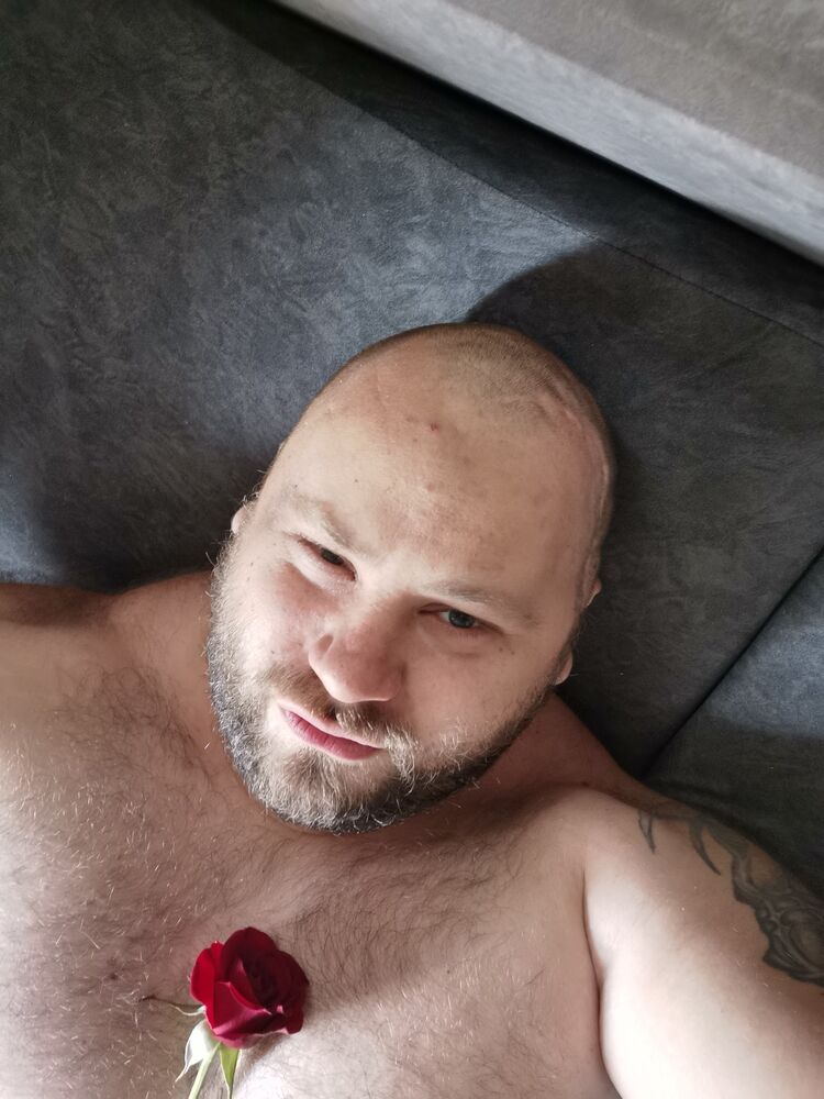  ,   Mrlevgg, 33 ,   ,   , c , 